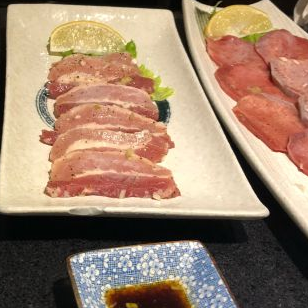 炭烤鮮牛肉干凈