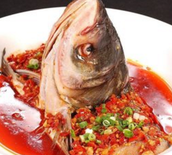 剁椒魚(yú)好吃