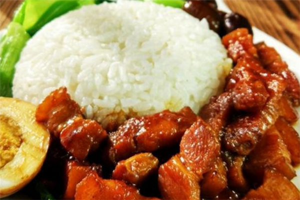 卤肉烧饭营养