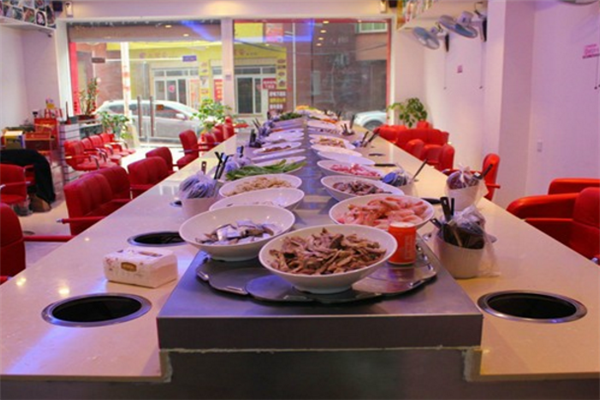旋轉(zhuǎn)串串美味