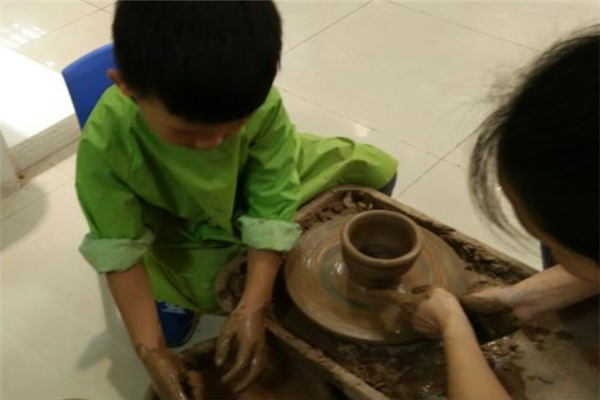 DIY體驗館負責(zé)
