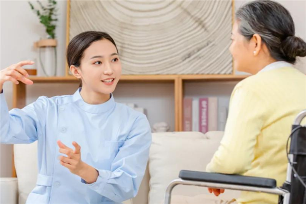 養(yǎng)老服務(wù)社負(fù)責(zé)