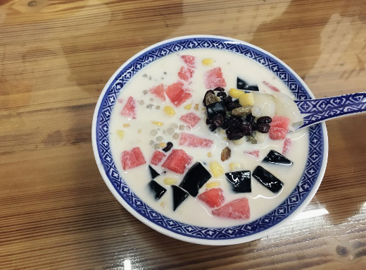 九记八方甜品糖水铺加盟