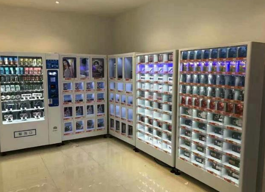 無人售貨機(jī)