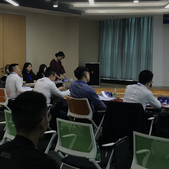 管理培訓(xùn)師資雄厚