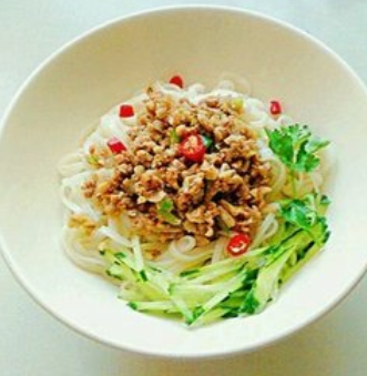 澆頭拌面好吃