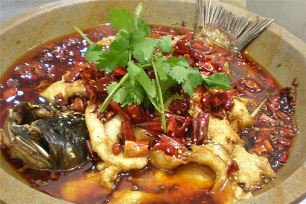 石鍋土鯽魚美味