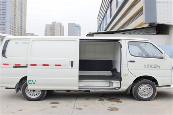 新能源面包車代理認(rèn)真