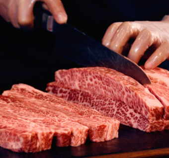 碳烤牛肉店新鮮