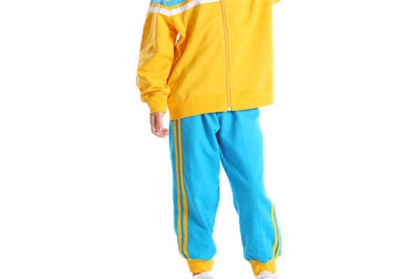 儿童运动服装品牌便宜