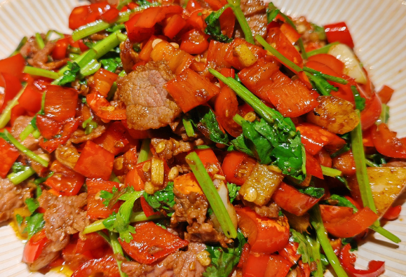 阿三哥小炒黃牛肉加盟