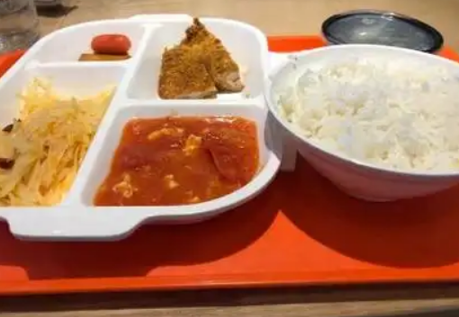 黃小遞美食廣場加盟