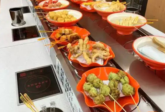 尚百味旋轉(zhuǎn)小火鍋