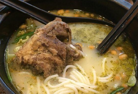 哚哚米线
