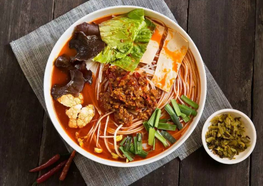 虞员外生烫牛肉米线加盟