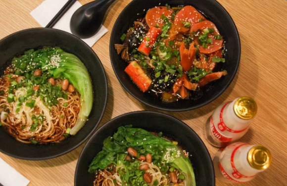 黄小递美食广场加盟