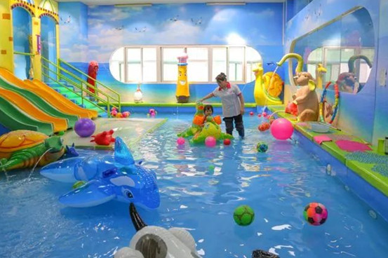 魚之樂嬰童水育游泳館