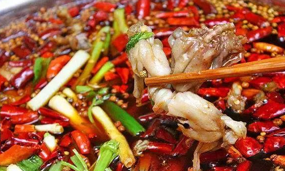 漁滋香魚(yú)蛙火鍋