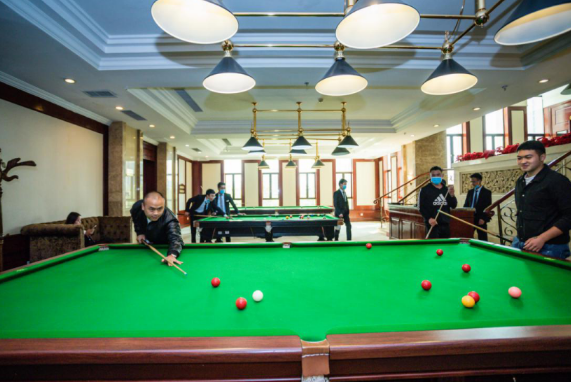 花姐四郎自助棋牌室