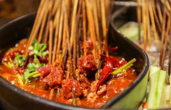 巷门里牛肉串串火锅加盟