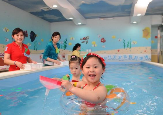 魚之樂嬰童水育游泳館加盟