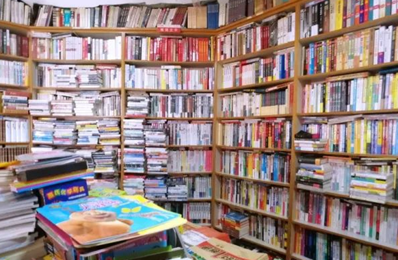響丁當(dāng)兒童書店