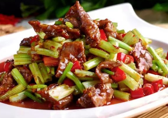 阿三哥小炒黄牛肉加盟