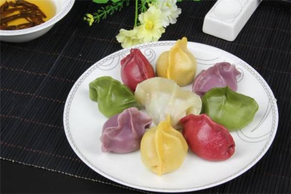 五颜六色饺子美食图片图片